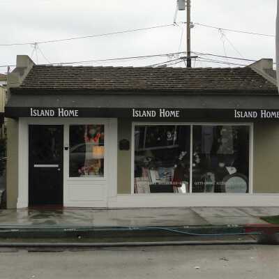 313 Marine Avenue