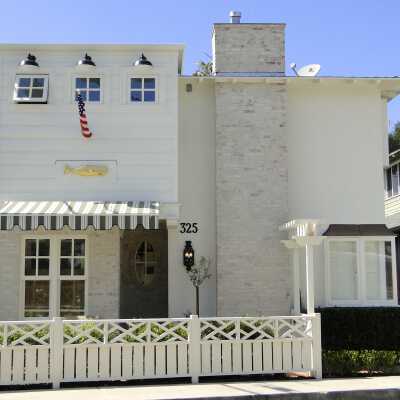 325 Collins Avenue