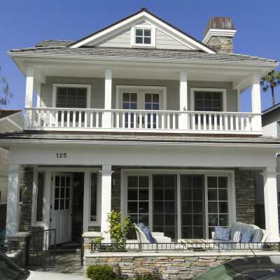 125 Apolena Avenue