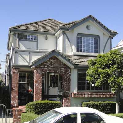201 & 203 Agate Avenue
