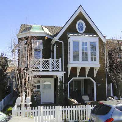 204 Agate Avenue