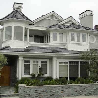 209 Apolena Avenue