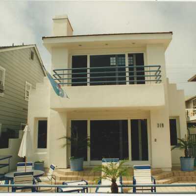 319 East Bayfront