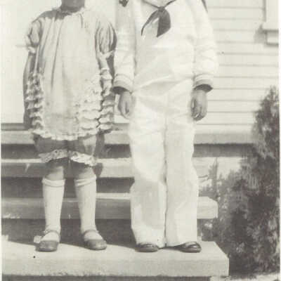 Phillis Luther and Betty Paul, 1927