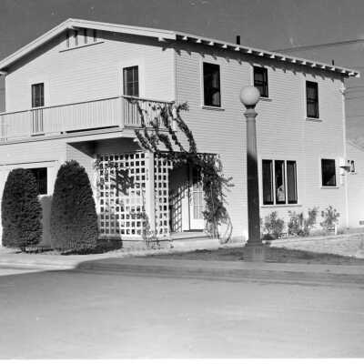 210 Onyx Ave. Photo