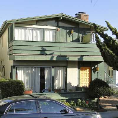 218 Garnet Avenue