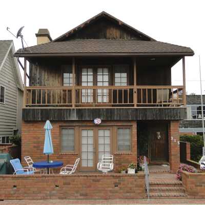 315 Apolena Avenue