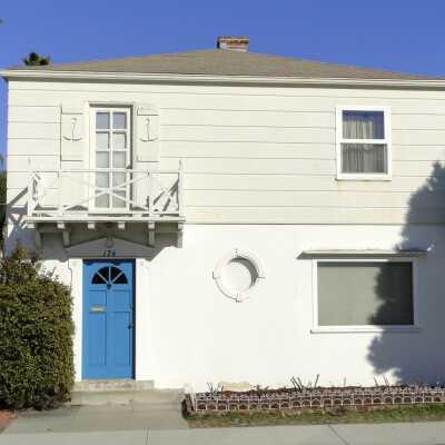 126 Sapphire Avenue