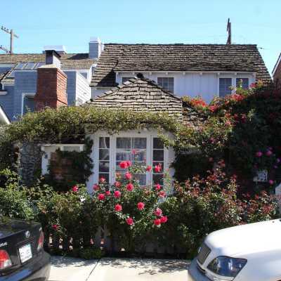 118 Apolena Avenue - 2004