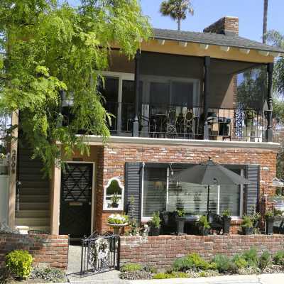 200 Agate Avenue