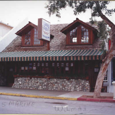 225 Marine Avenue - Wilma's Patio