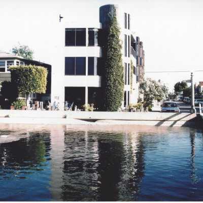 901 North Bayfront