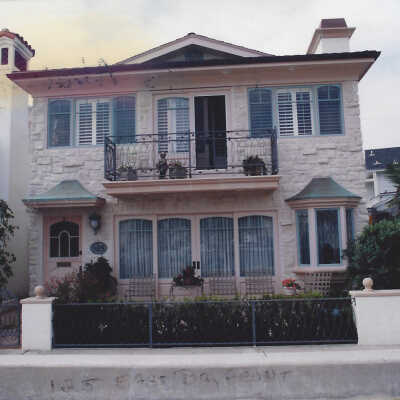 125 East Bayfront