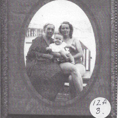 1403 North Bay Front - Kramer Family Photo, 1938