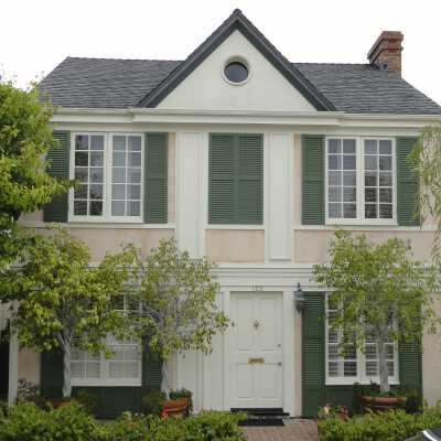 122 Crystal Avenue