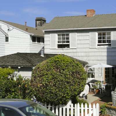 224 Collins Avenue
