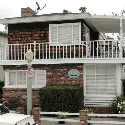 208 Onyx Avenue