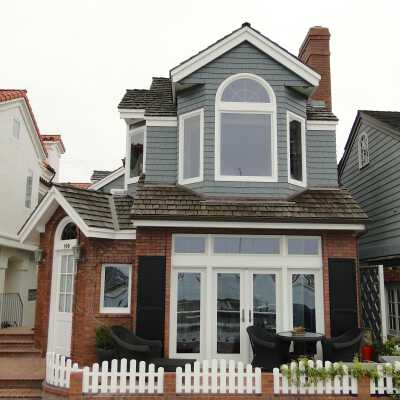 140 South Bay Front