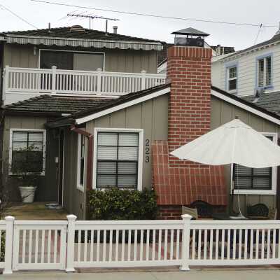 223 Apolena Avenue
