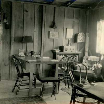 302 Coral Avenue Interior