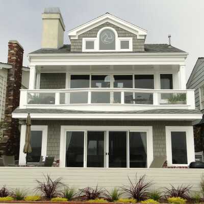 702 South Bay Front
