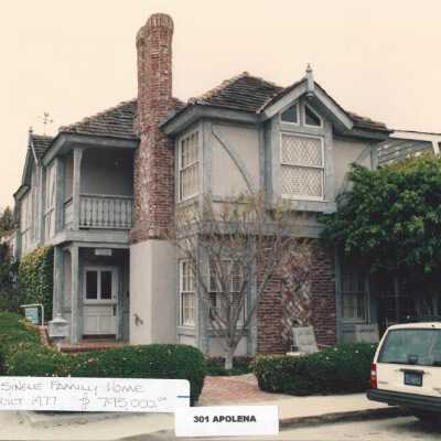 301 Apolena Avenue