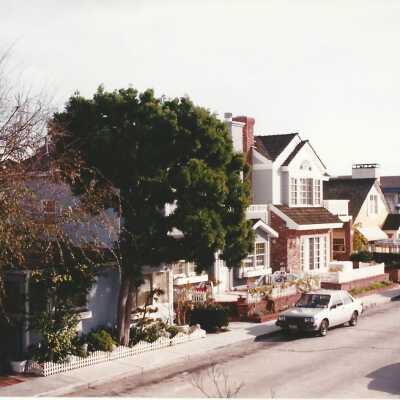 100 block of South Bayfront and Sapphire Avenue