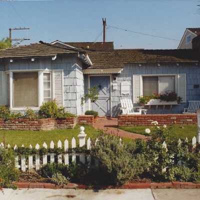 328 Sapphire Avenue