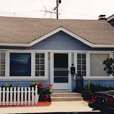 114 Diamond Avenue in 2001