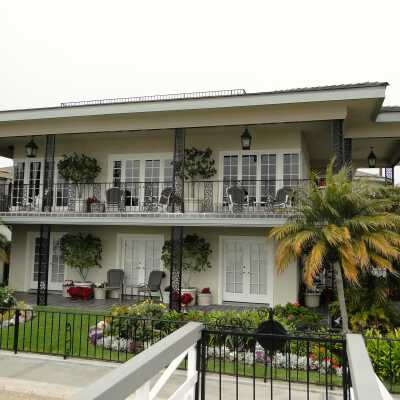 710 South Bay Front