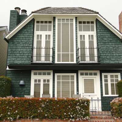 548 South Bay Front