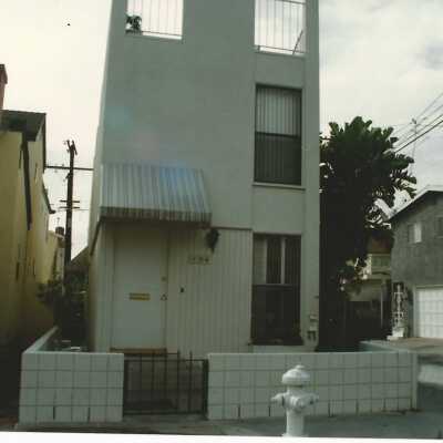 106 Opal/ 106.5 Opal Avenue