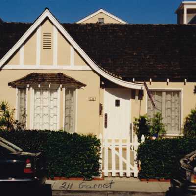 211 Garnet Avenue, 2001