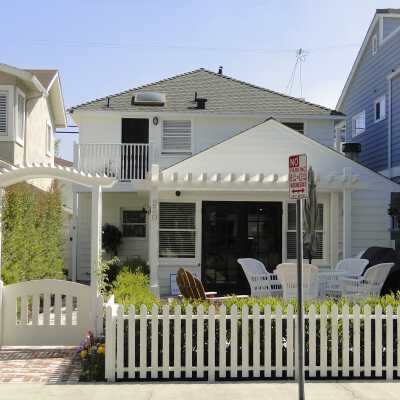 230 Agate Avenue
