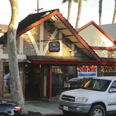 204 Marine Avenue