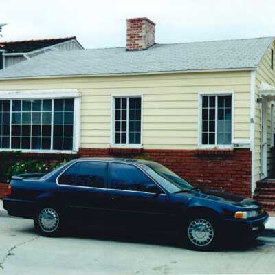 125 Apolena Avenue in 2001