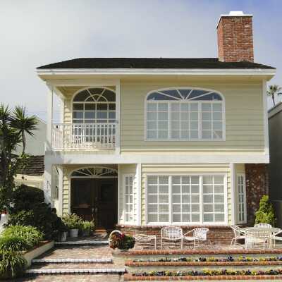 321 Coral Ave