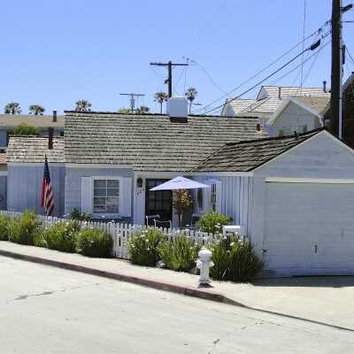 223 Collins Avenue