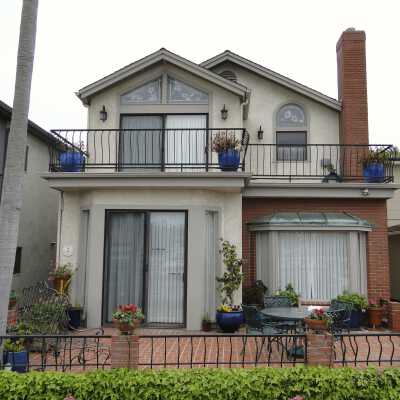 907 North Bay Front