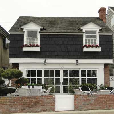 709 North Bay Front