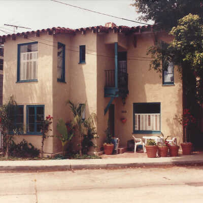303 Collins Avenue