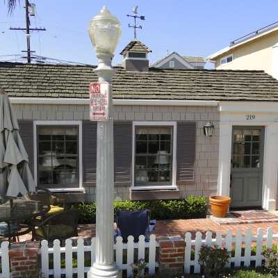 219 Sapphire Ave