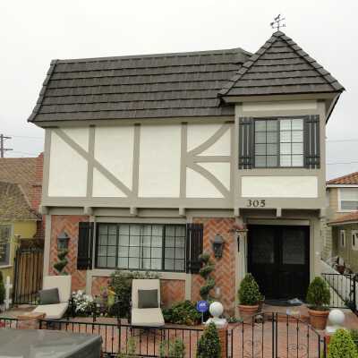 305 Amethyst Avenue