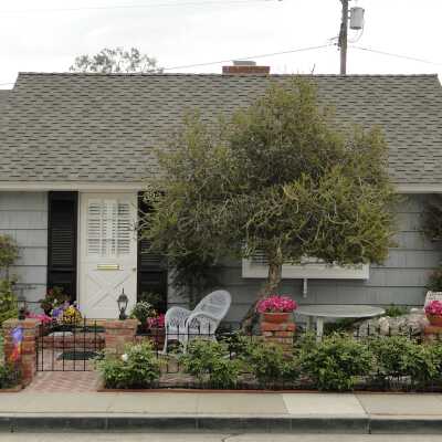 322 Onyx Avenue