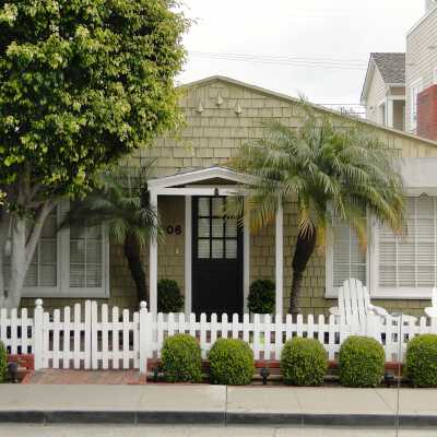 206 Sapphire Avenue
