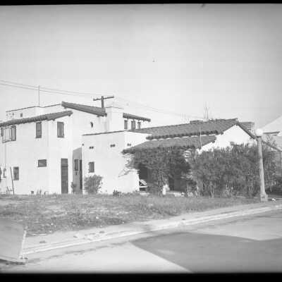 312 Coral, side