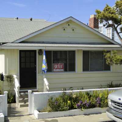 207 Topaz Avenue