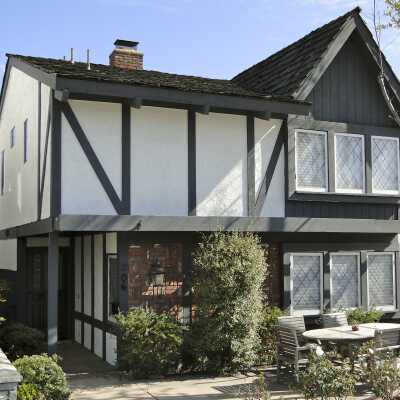 206 Topaz Avenue