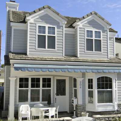 208 Topaz Avenue