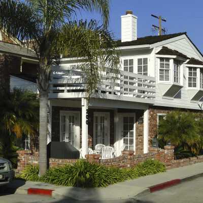 200 Diamond Avenue